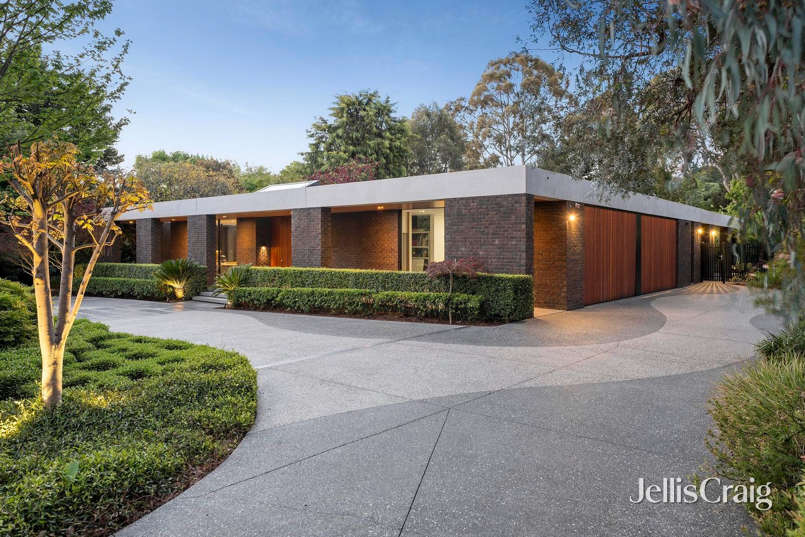 56-58 Williams Road, Park Orchards image 1