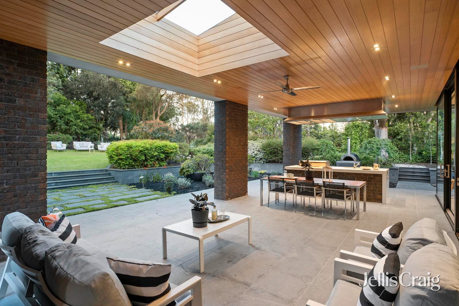 56-58 Williams Road, Park Orchards image 3