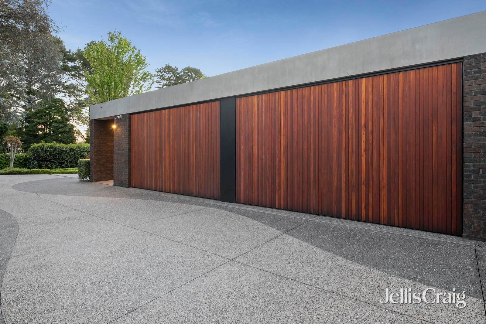 56-58 Williams Road, Park Orchards image 5