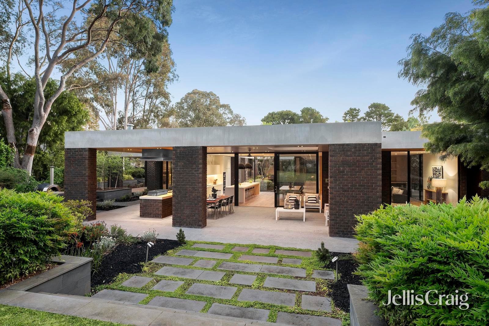 56-58 Williams Road, Park Orchards image 22