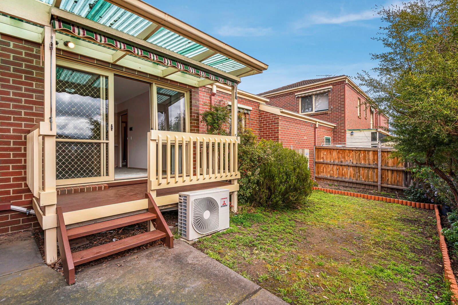 Property Gallery Thumbnail 6