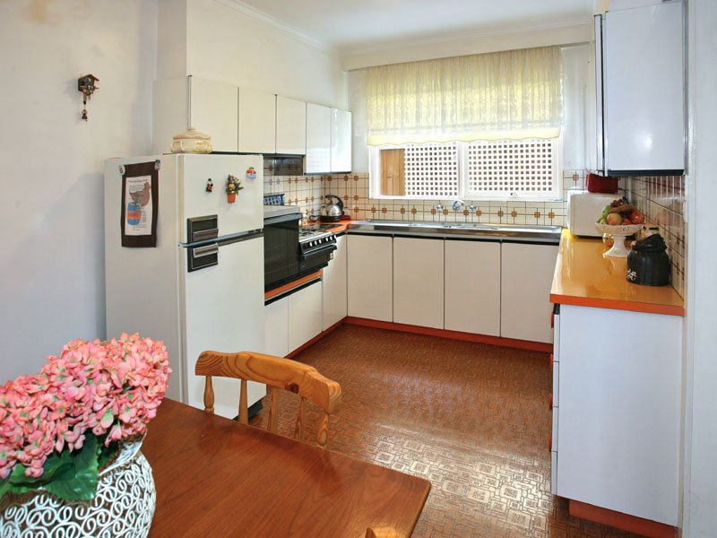 56 Addison Street, Elwood image 3