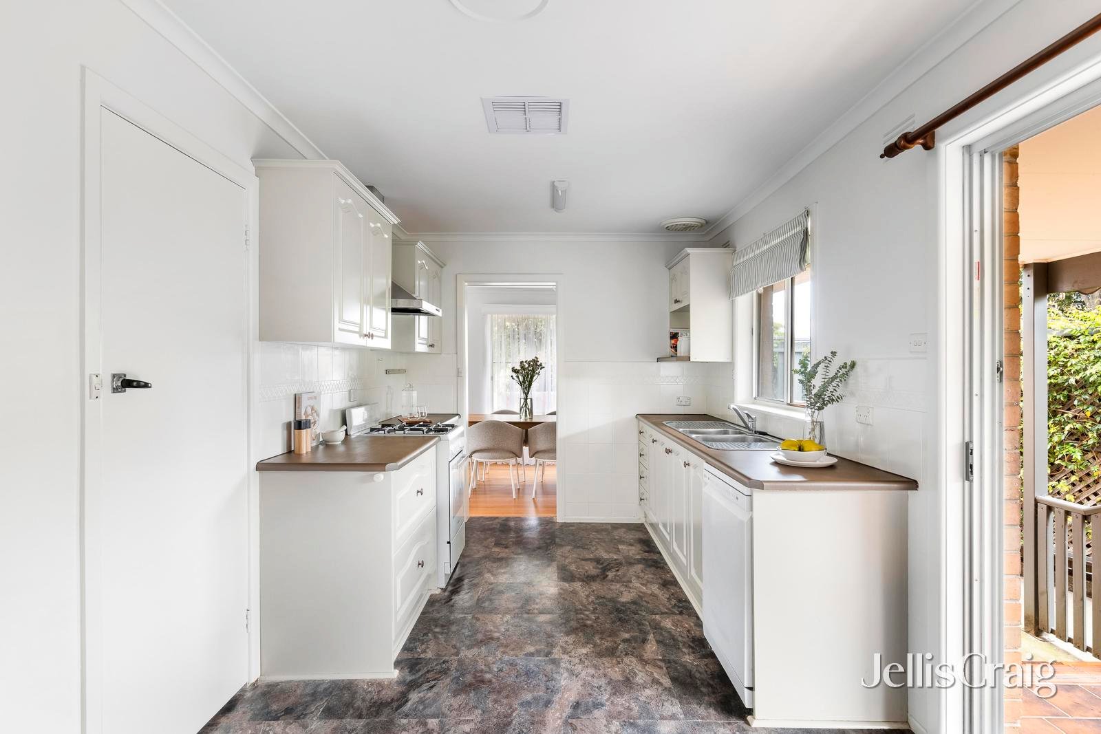 56 Angus Street, Hadfield image 5