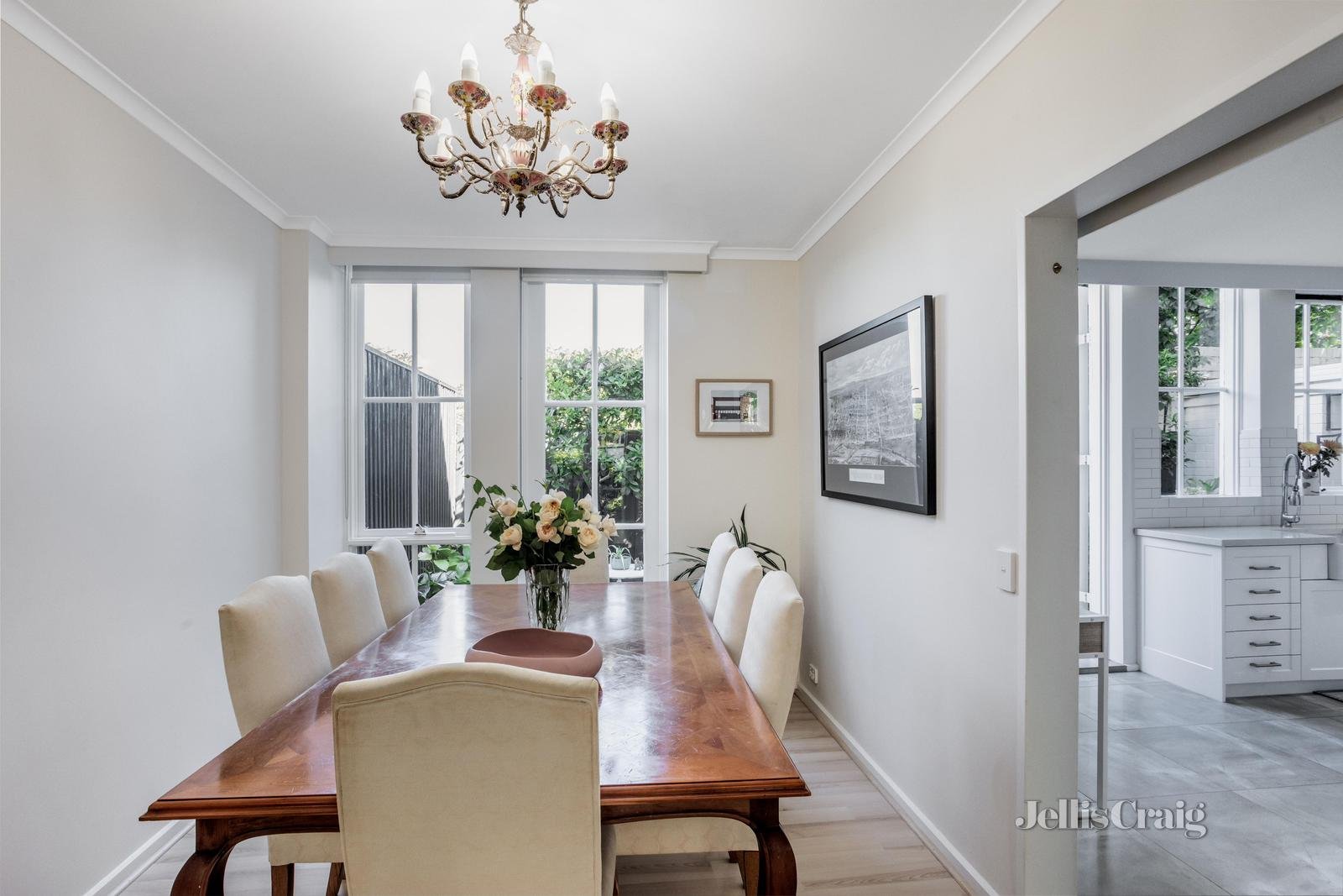 5/6 Balwyn Road, Canterbury image 3