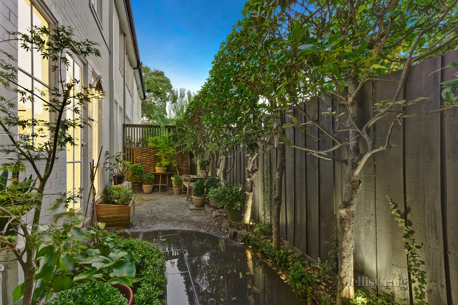 5/6 Balwyn Road, Canterbury image 5