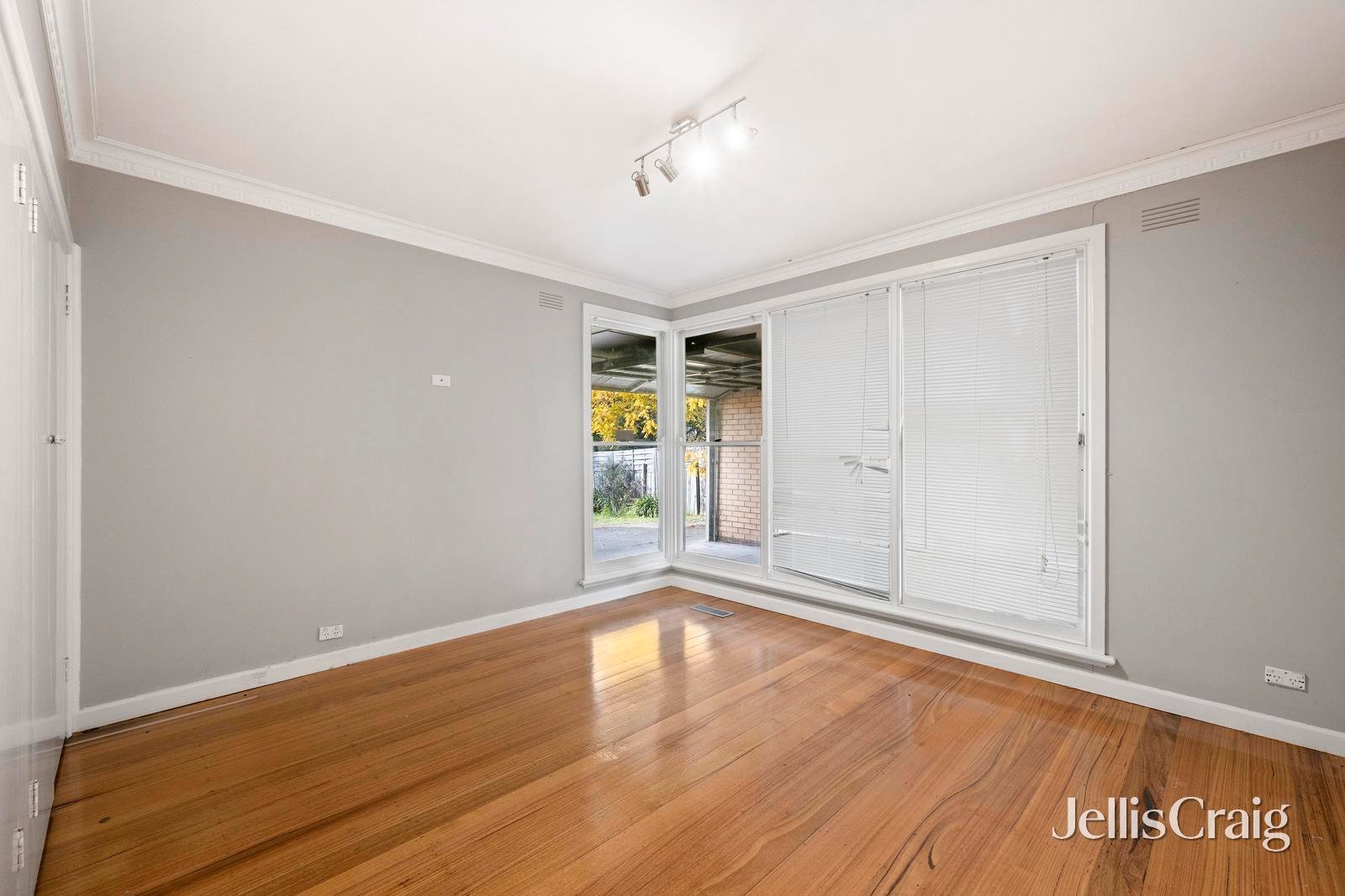 56 Bayswater Road, Croydon image 5