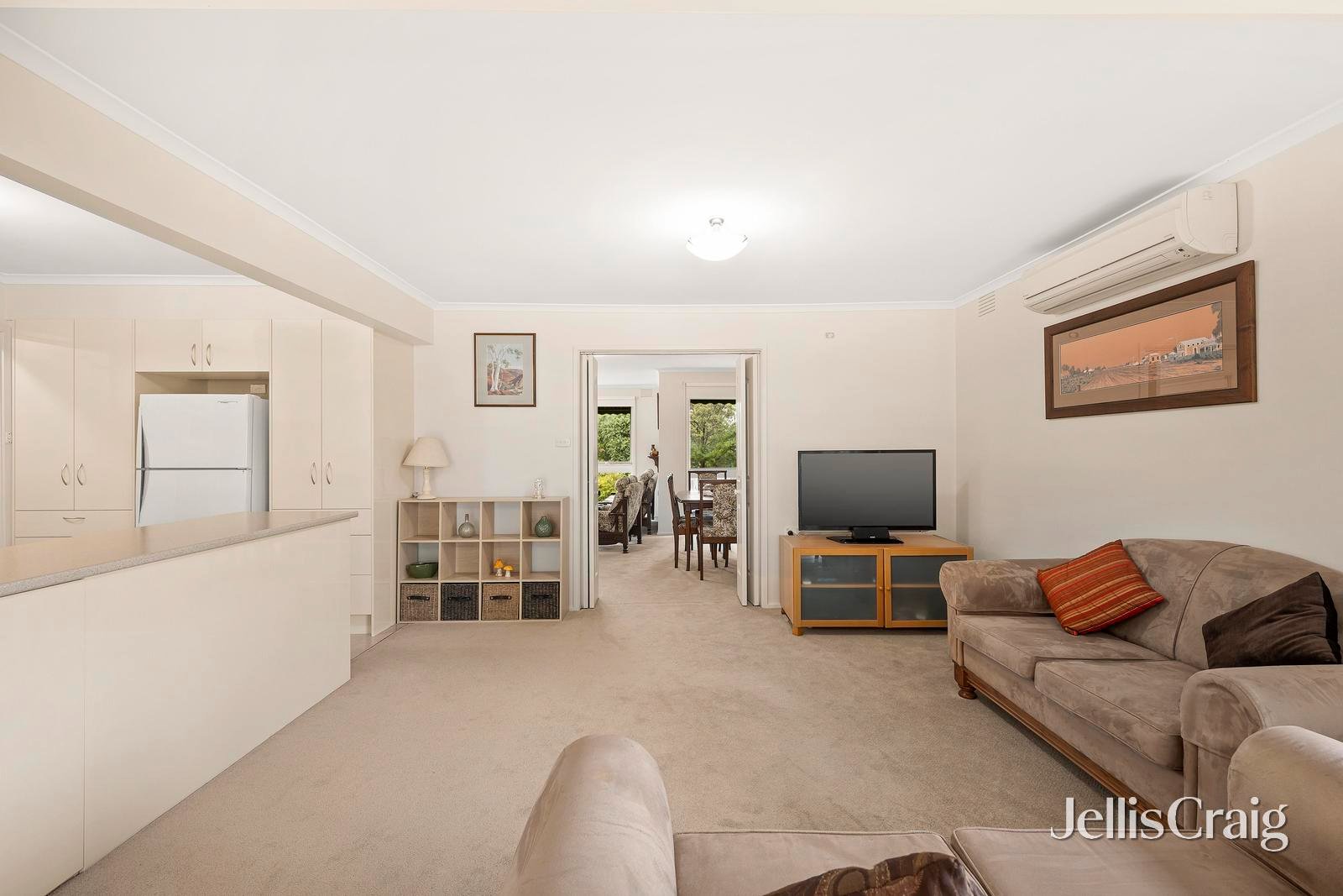 56 Bellara Drive, Mooroolbark image 6