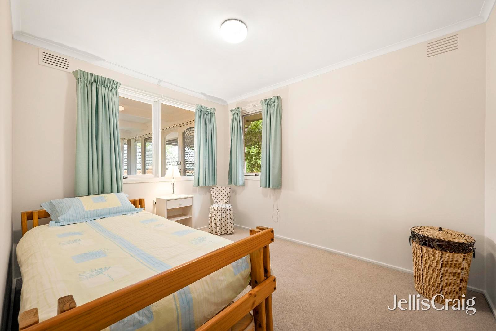 56 Bellara Drive, Mooroolbark image 12