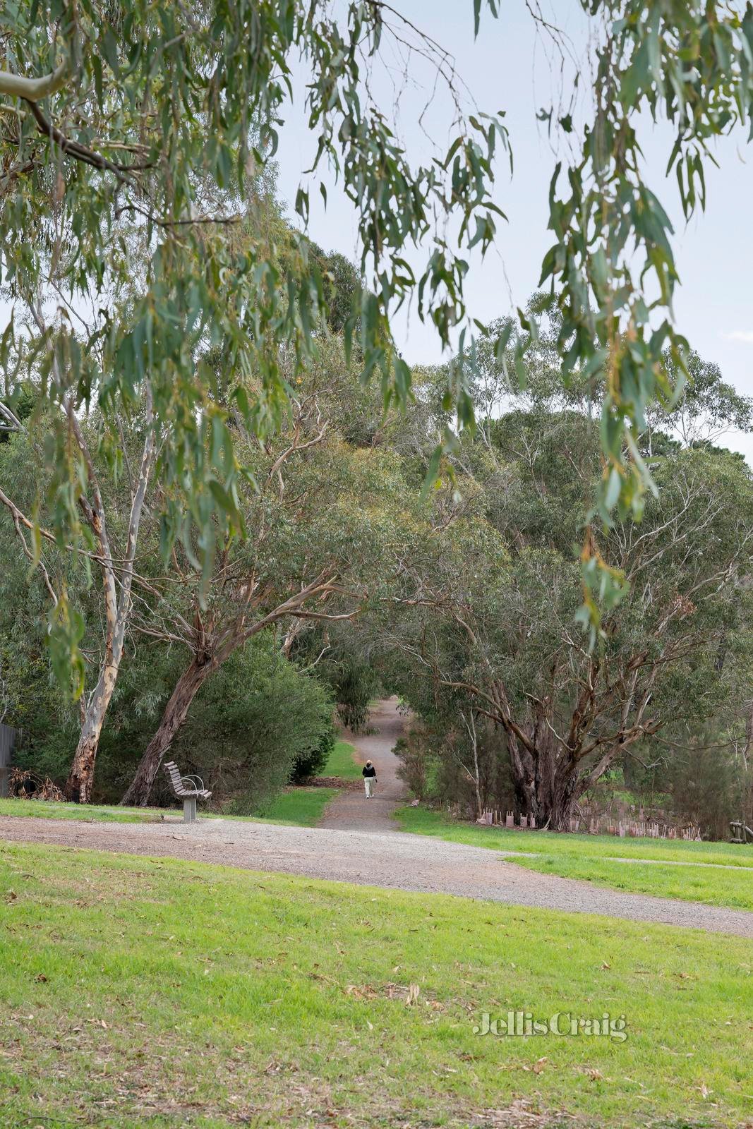56 Bimbadeen Drive, Mooroolbark image 23