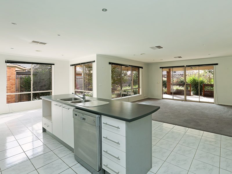 56 Buckingham Street, Lara image 3