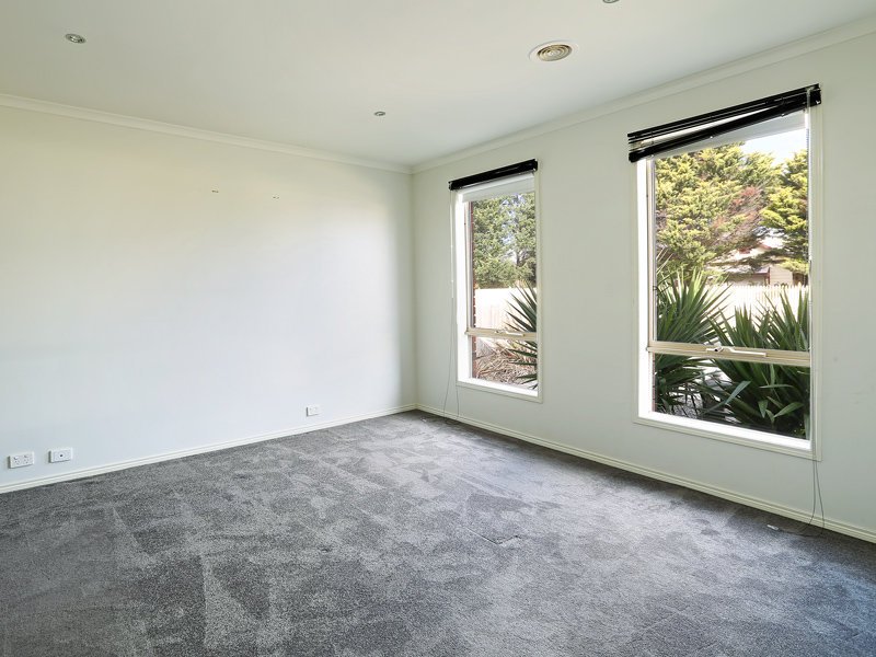 56 Buckingham Street, Lara image 6