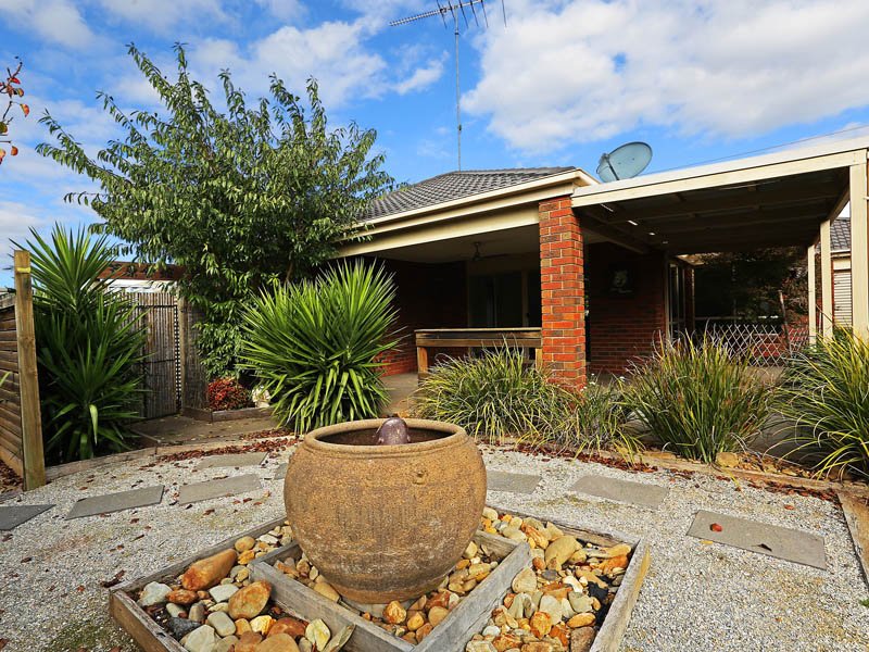 56 Buckingham Street, Lara image 12