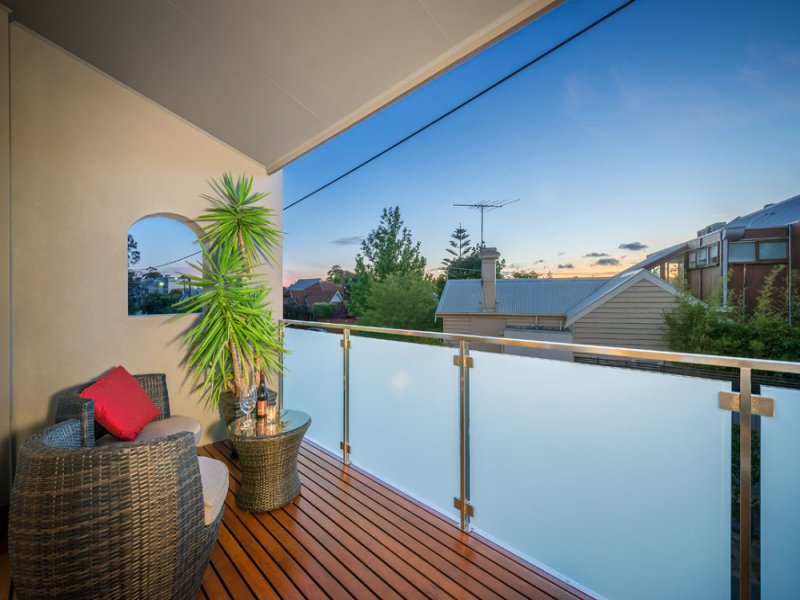 56 Canterbury Place, Middle Park image 4