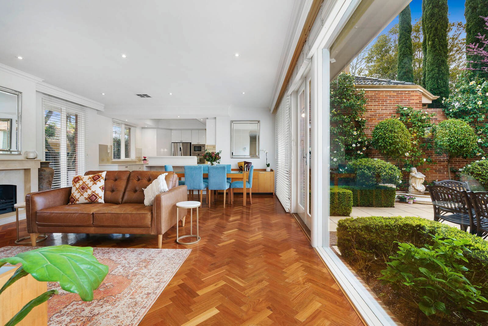 Property Gallery Thumbnail 3