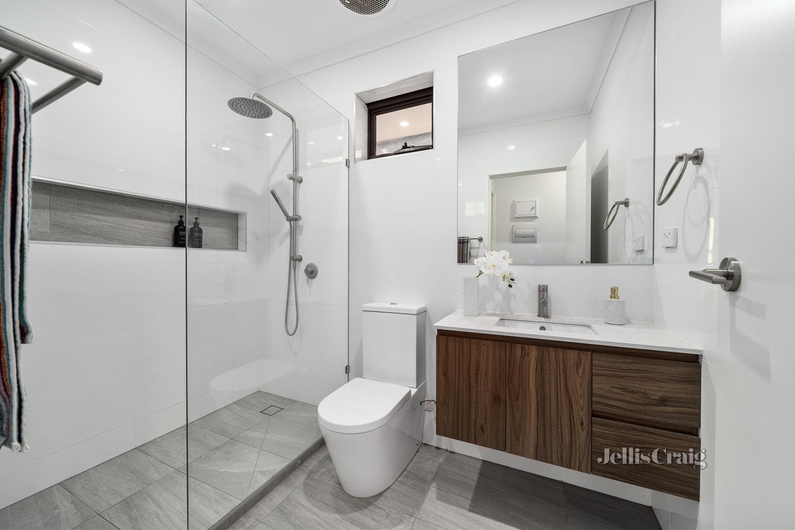 5/6 Edith Street, Glen Waverley image 7