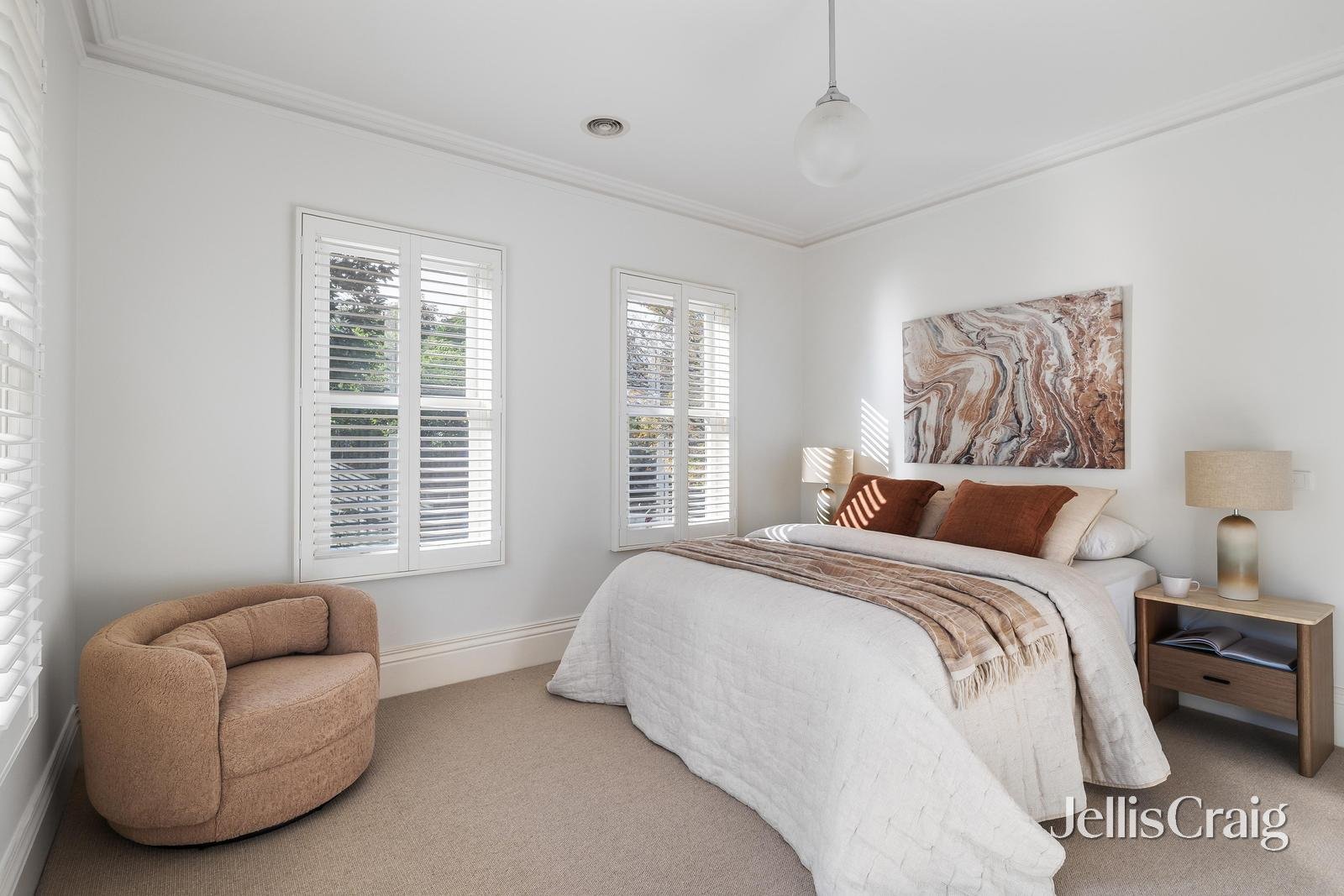 56 Essex Road, Surrey&nbsp;Hills image 12