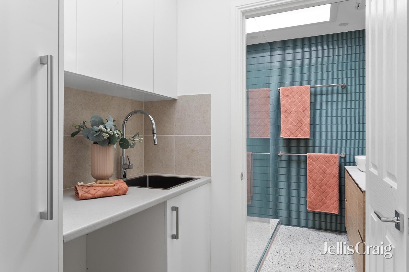 56 Farmer Street, Richmond image 10