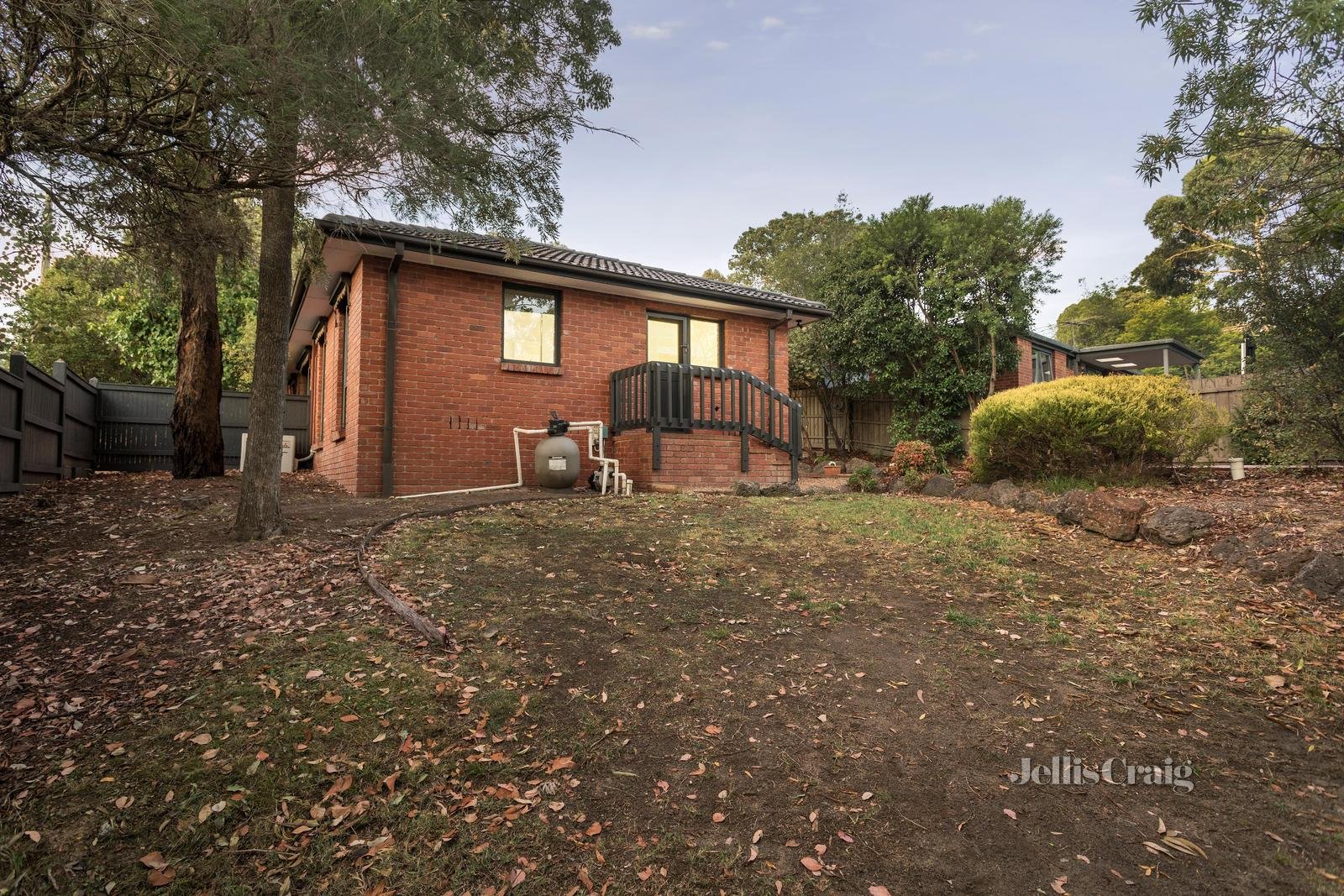 56 Fernside Avenue, Briar Hill image 18
