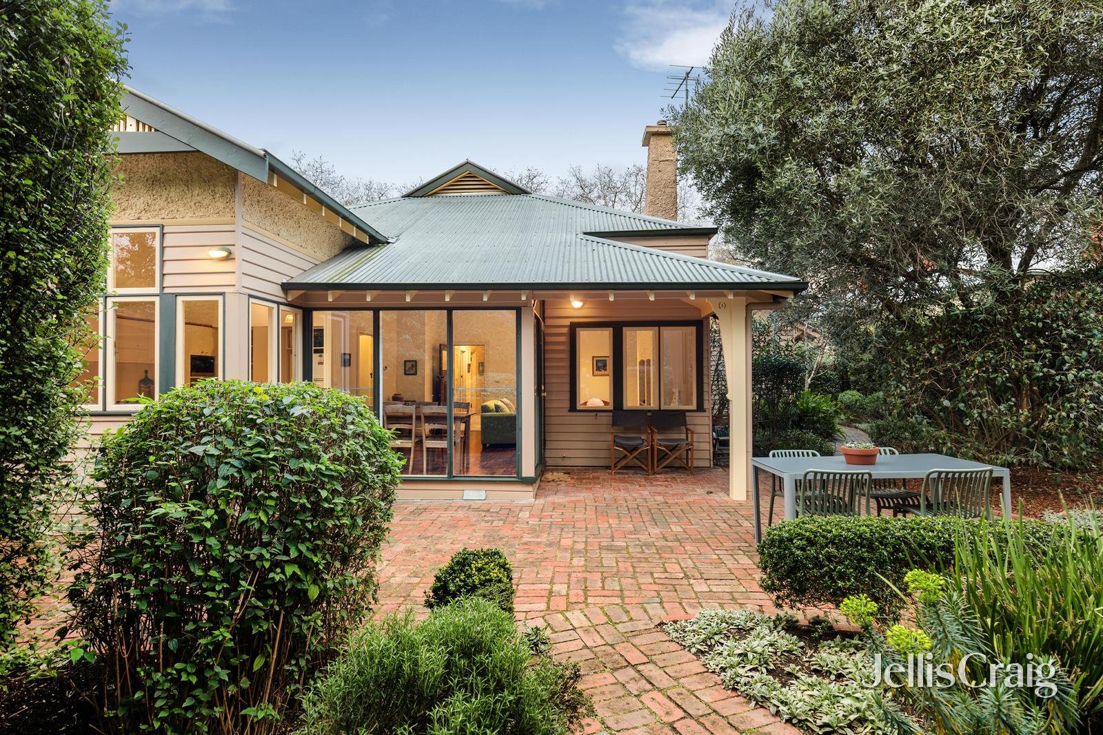 56 Gillies Street, Fairfield image 8