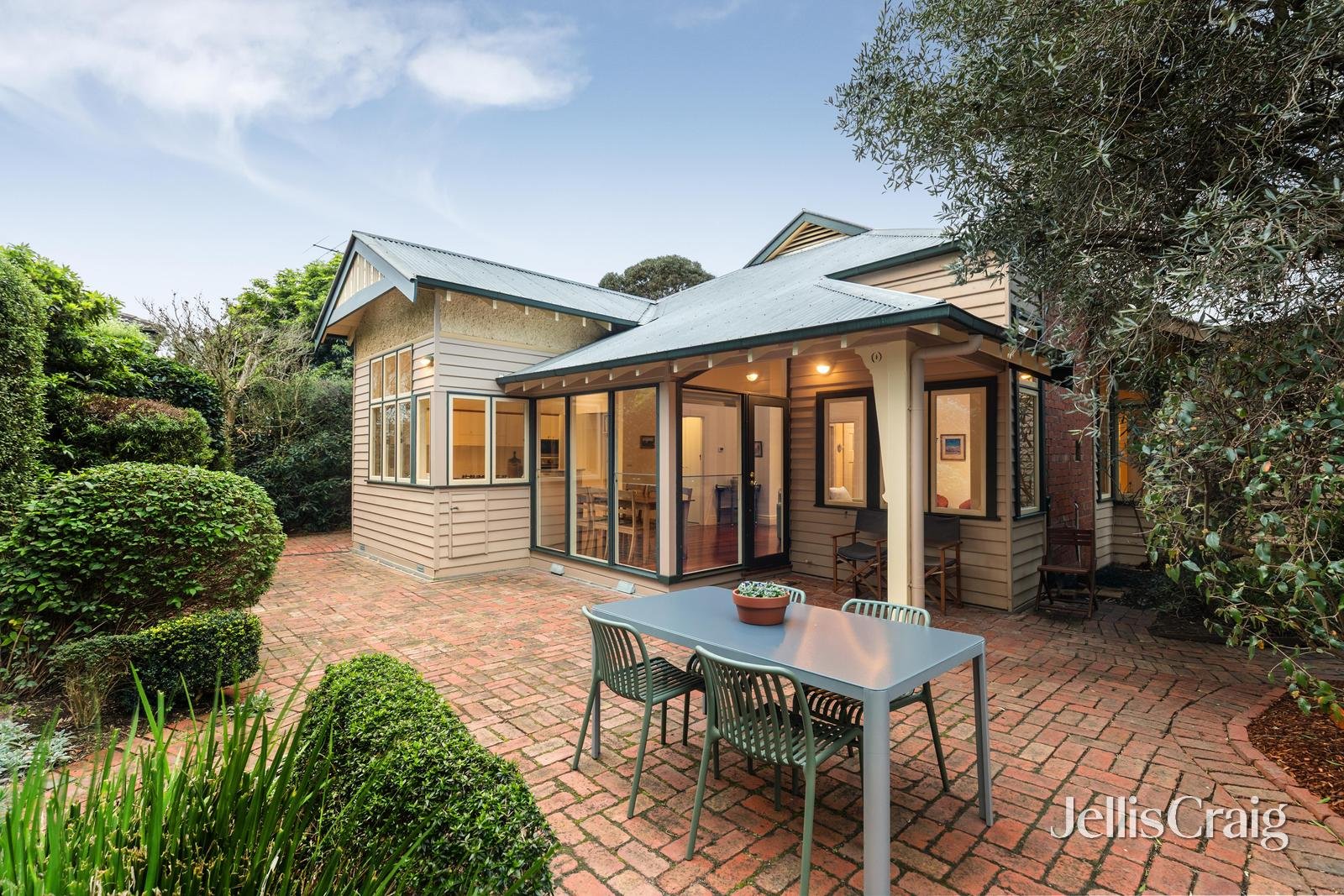 56 Gillies Street, Fairfield image 9