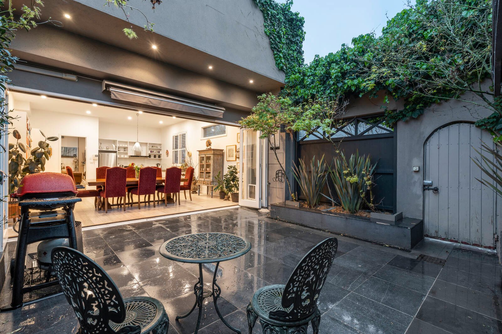 Property Gallery Thumbnail 8
