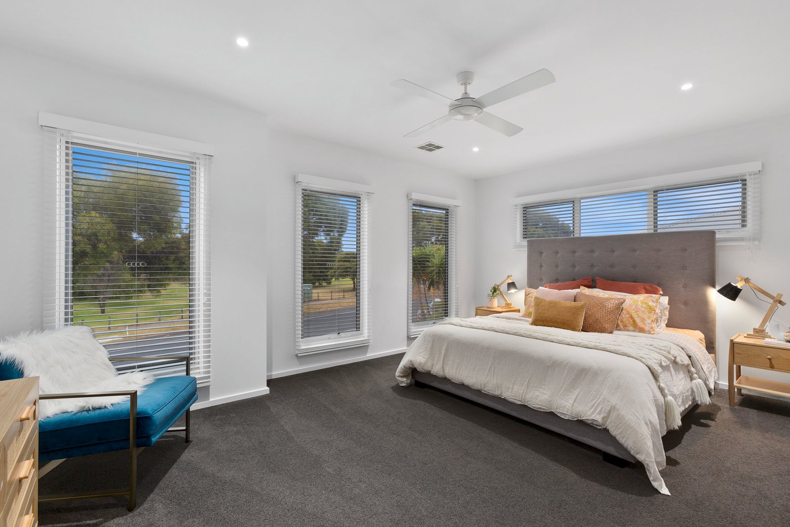 Property Gallery Thumbnail 10