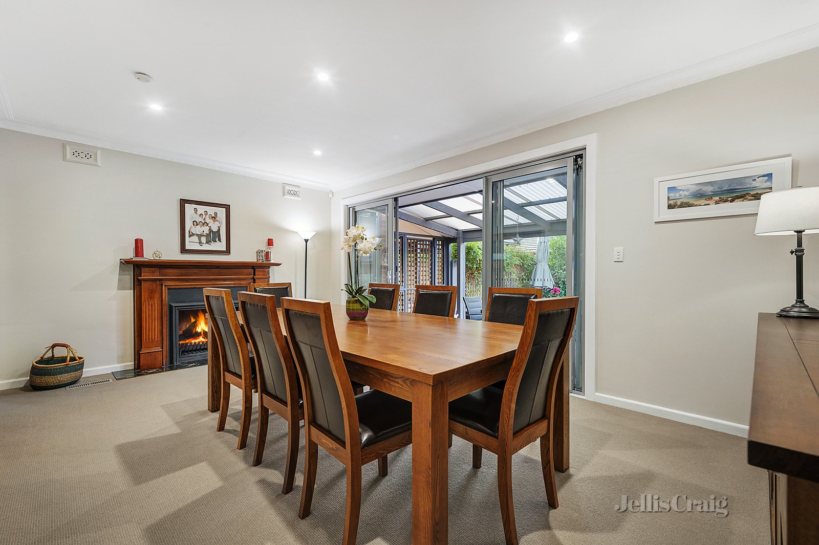 56 Leeds Road, Mount Waverley image 5