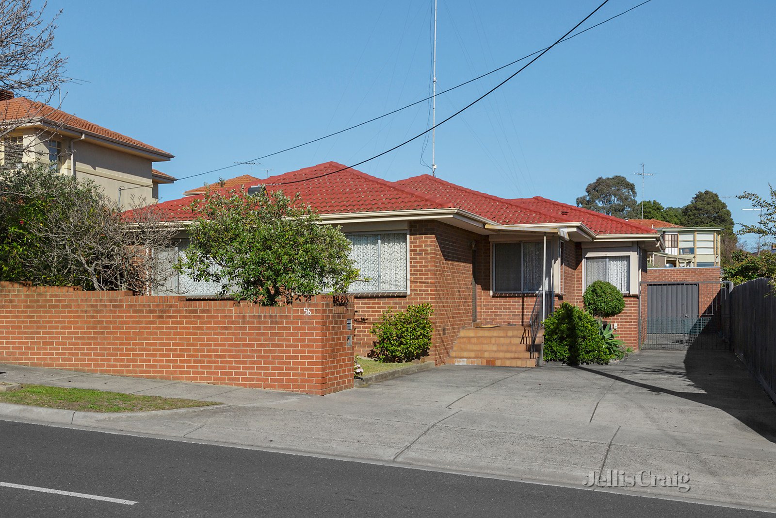 56 Manningham Road, Bulleen image 2