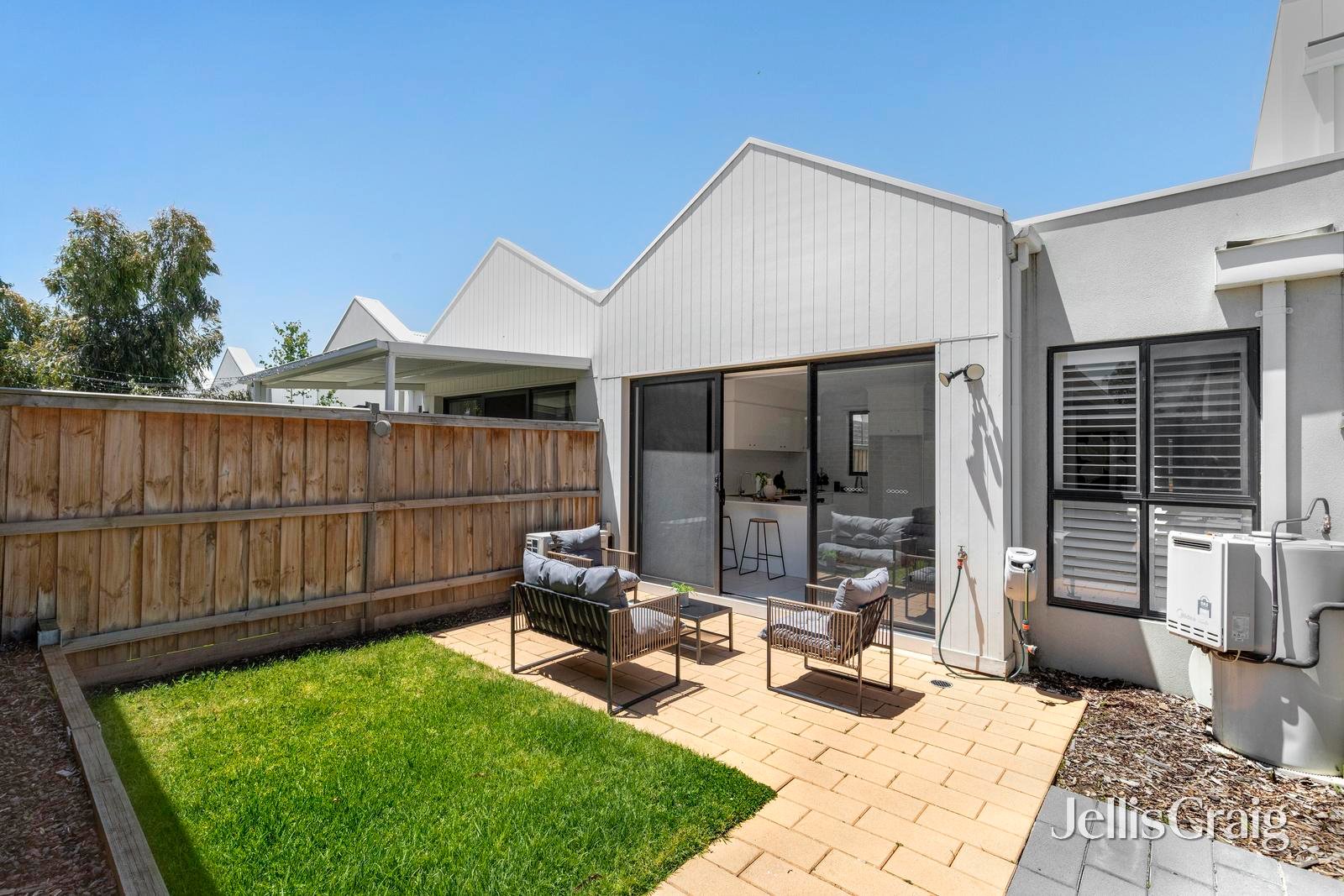 56 Meander Road, Doreen image 11