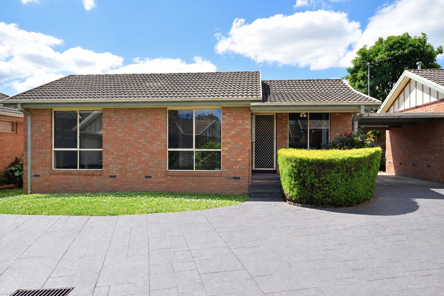5/6 Mount View Parade, Mooroolbark image 1
