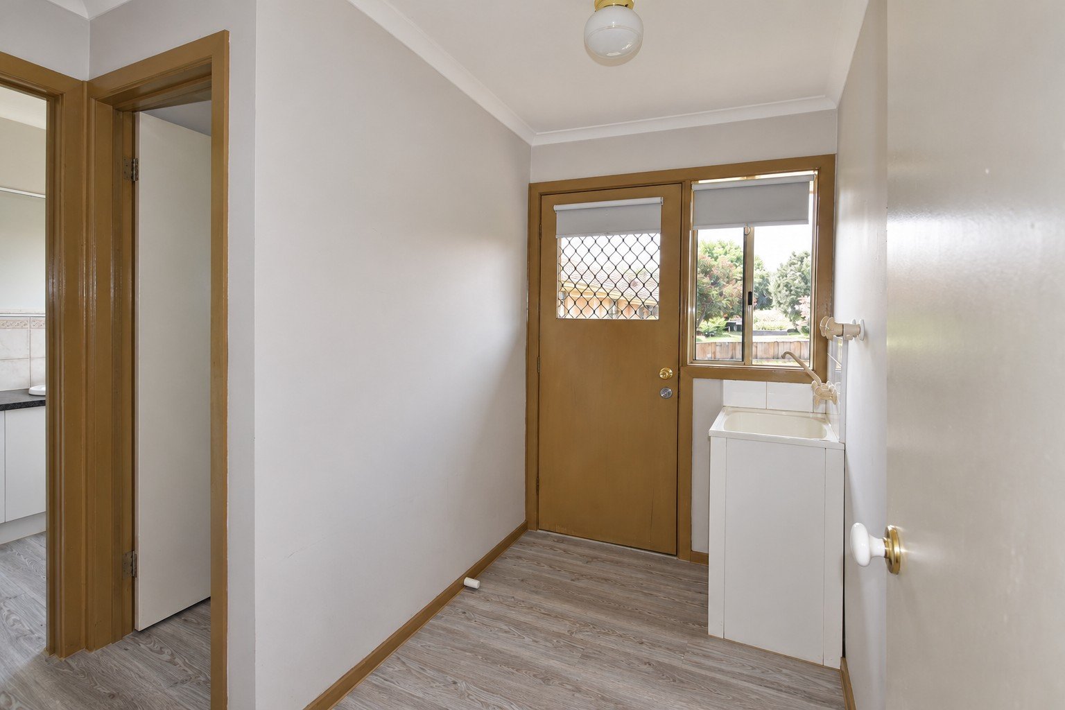 5/6 Mount View Parade, Mooroolbark image 7