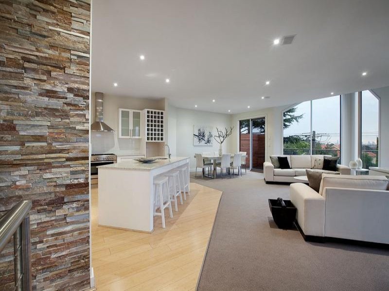 56 Narrak Road, Balwyn image 3