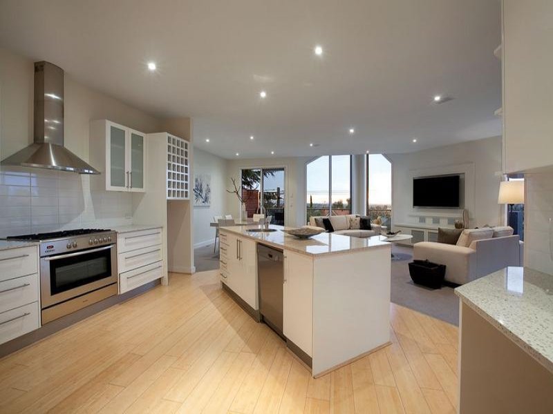 56 Narrak Road, Balwyn image 4
