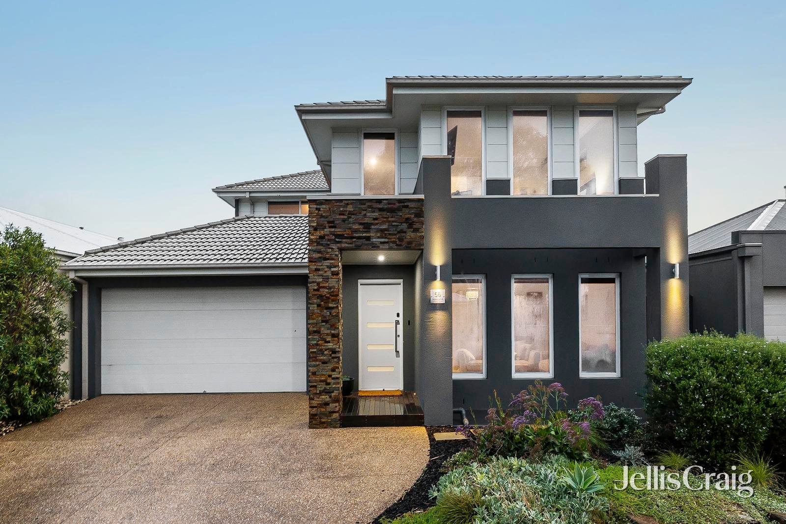 56 Oceanic Drive, Safety&nbsp;Beach image 1