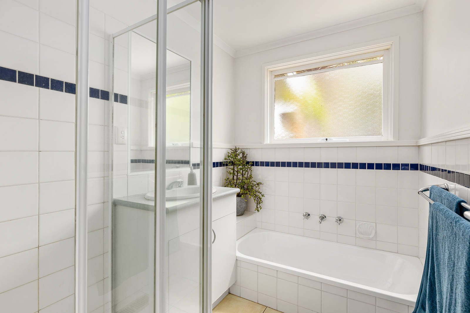 Property Gallery Thumbnail 14