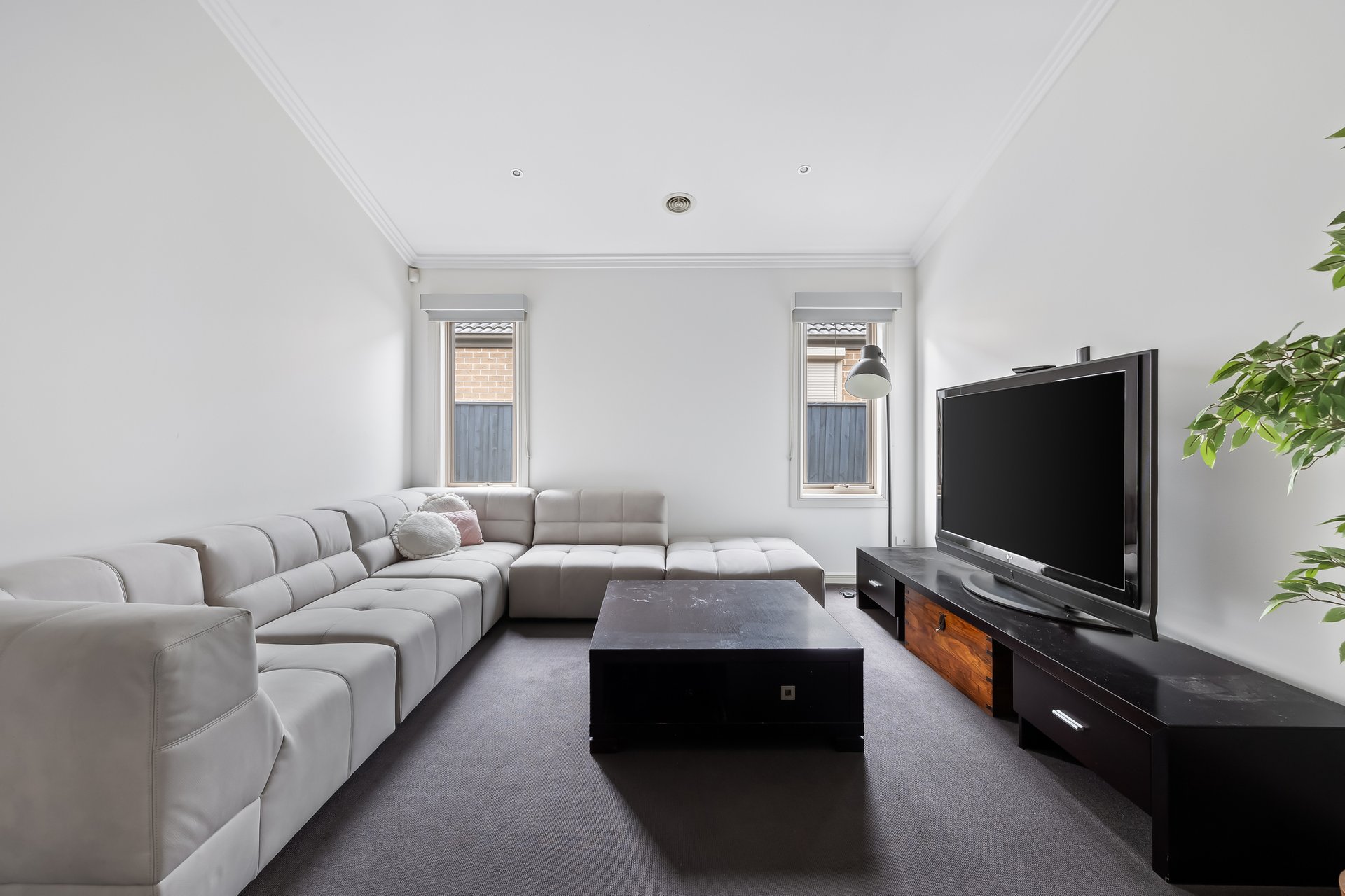 Property Gallery Thumbnail 2