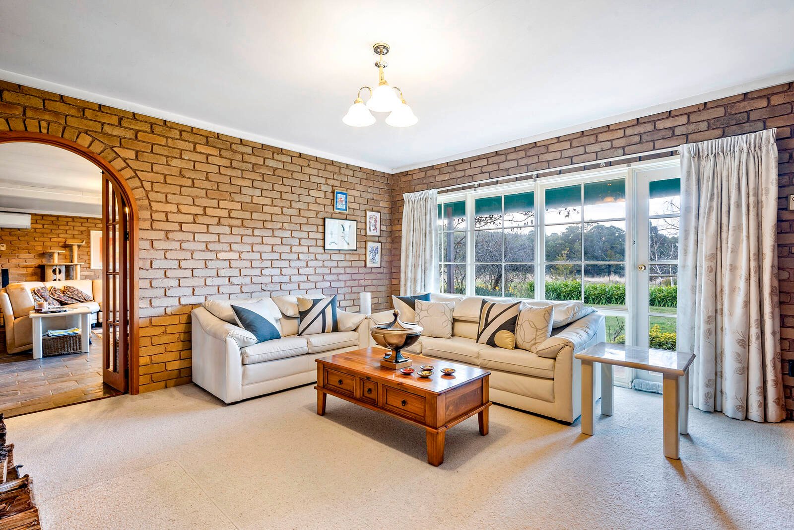 Property Gallery Thumbnail 6