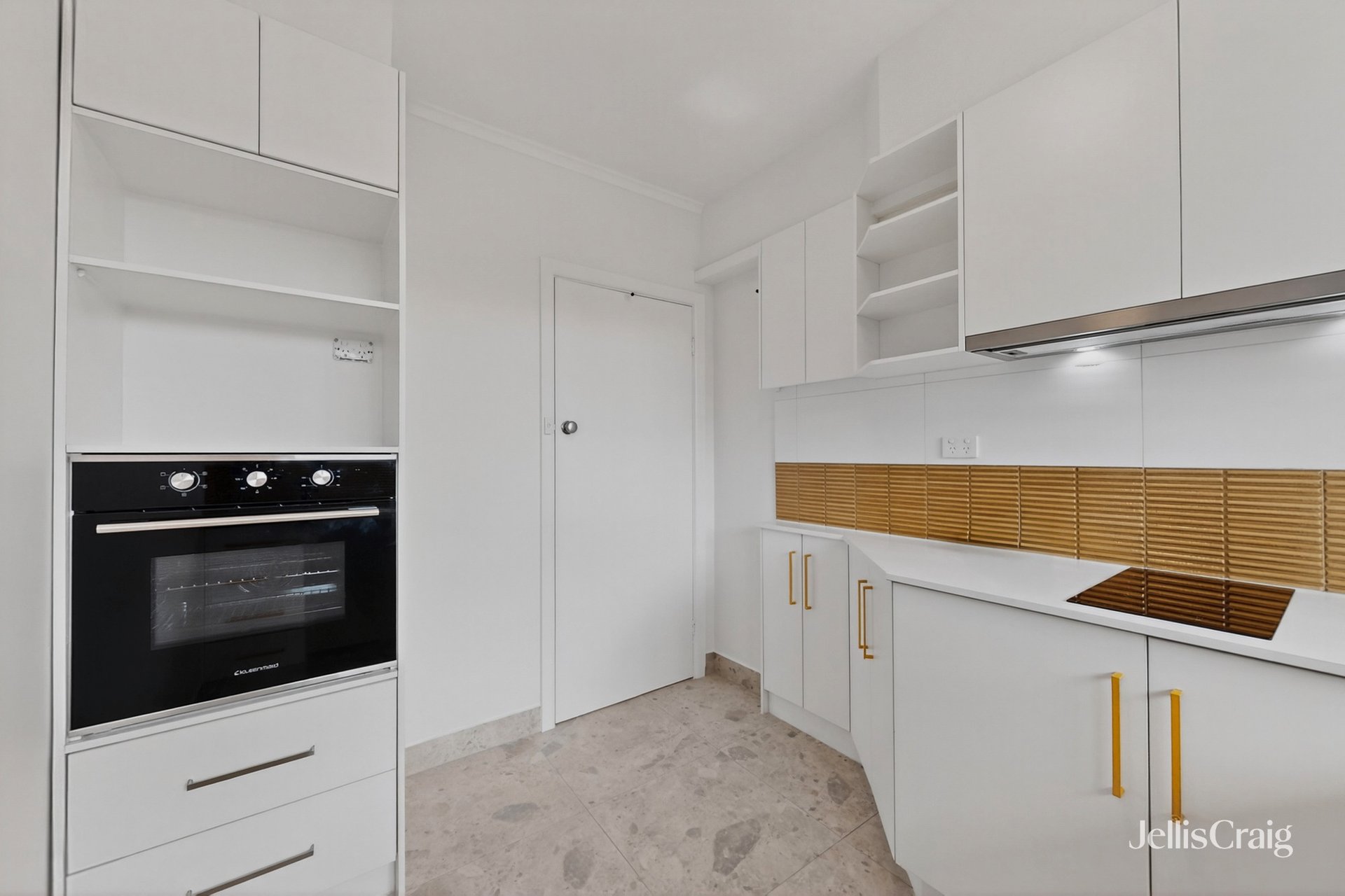 5/6 Smith Street, Moonee Ponds image 2