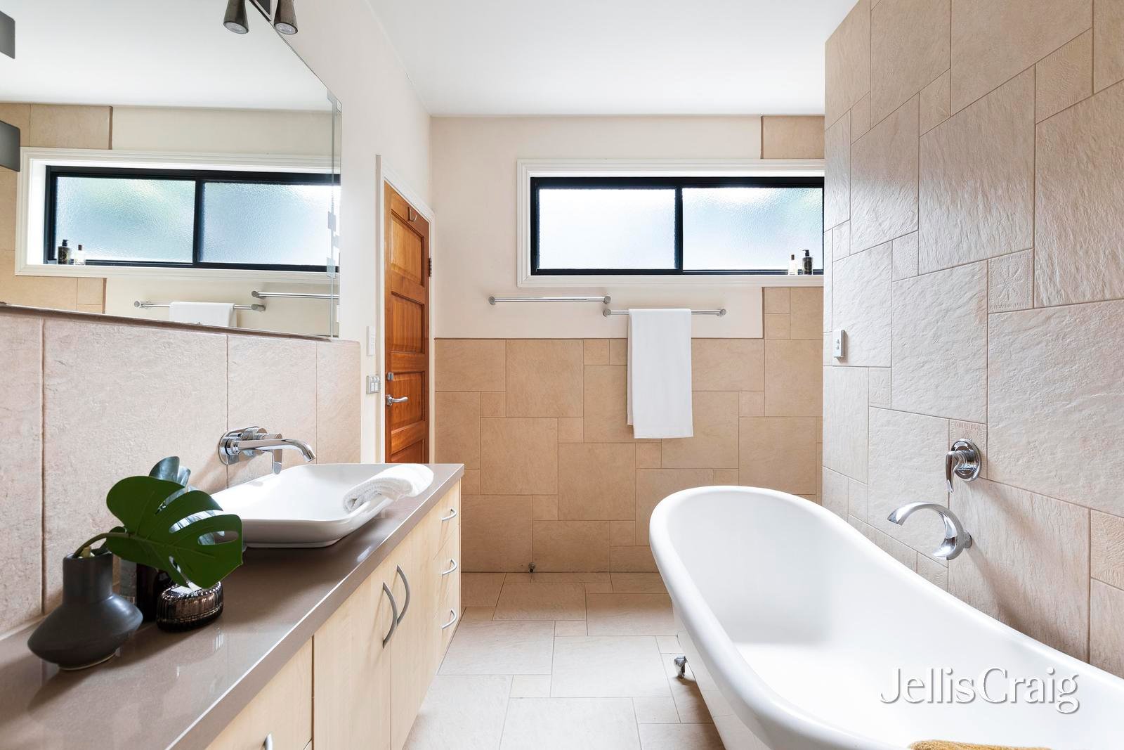 56 Studley Street, Abbotsford image 10