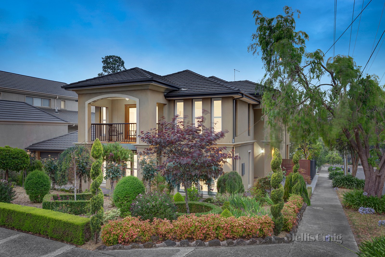 56 The Highway, Mount Waverley image 12