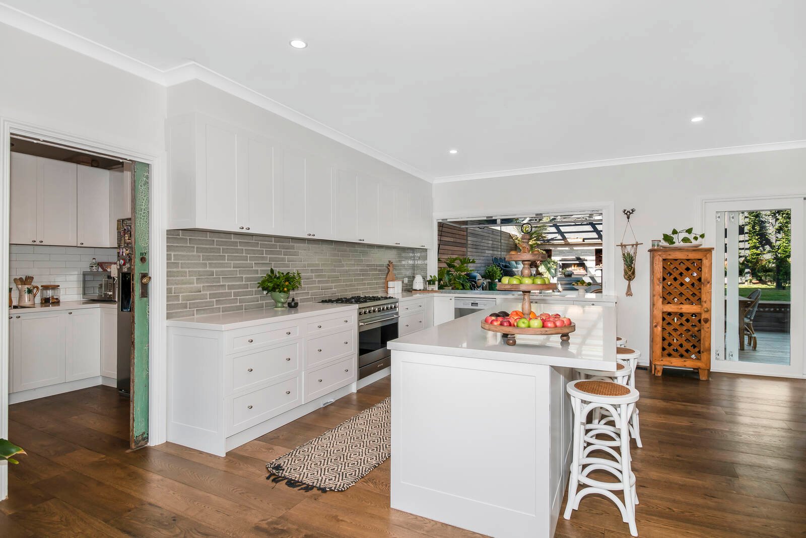 Property Gallery Thumbnail 8