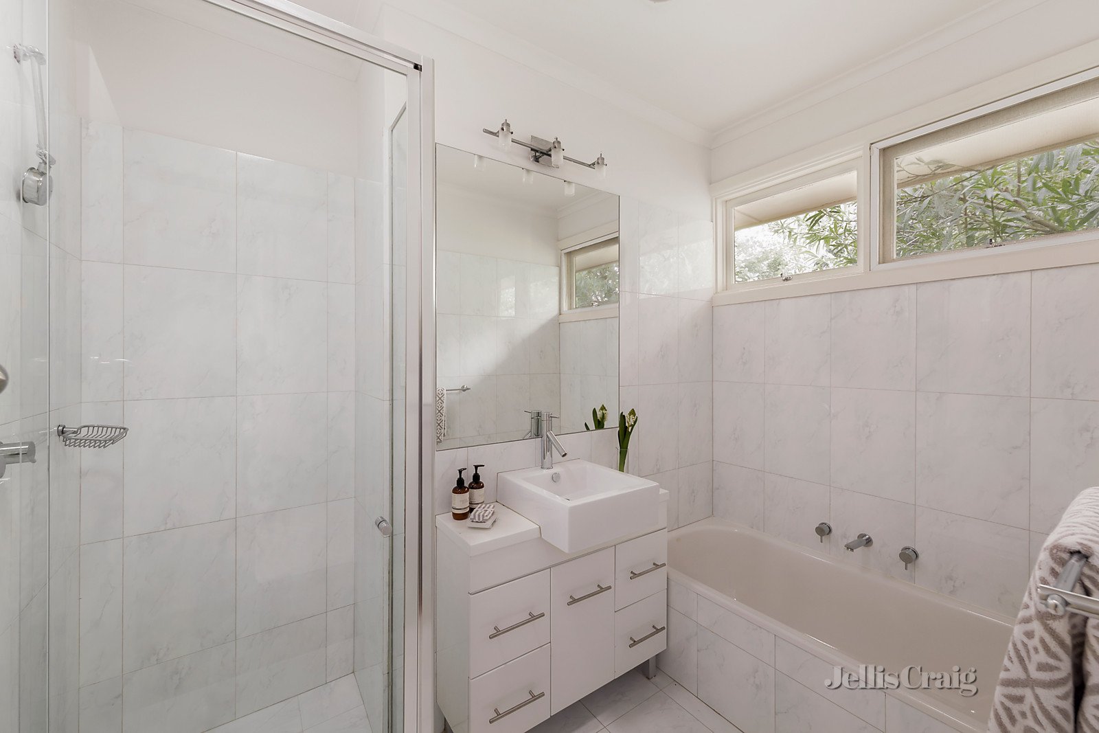 5/6 Tollington Avenue, Malvern East image 4