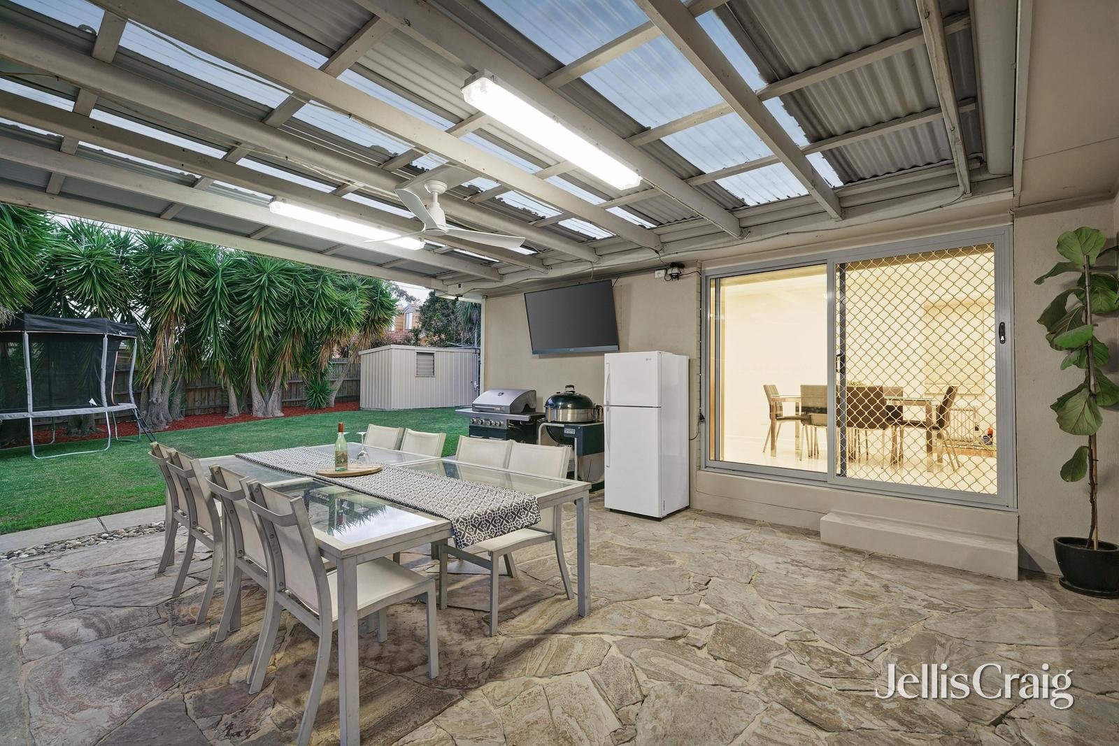 56 Warralong Avenue, Greensborough image 13