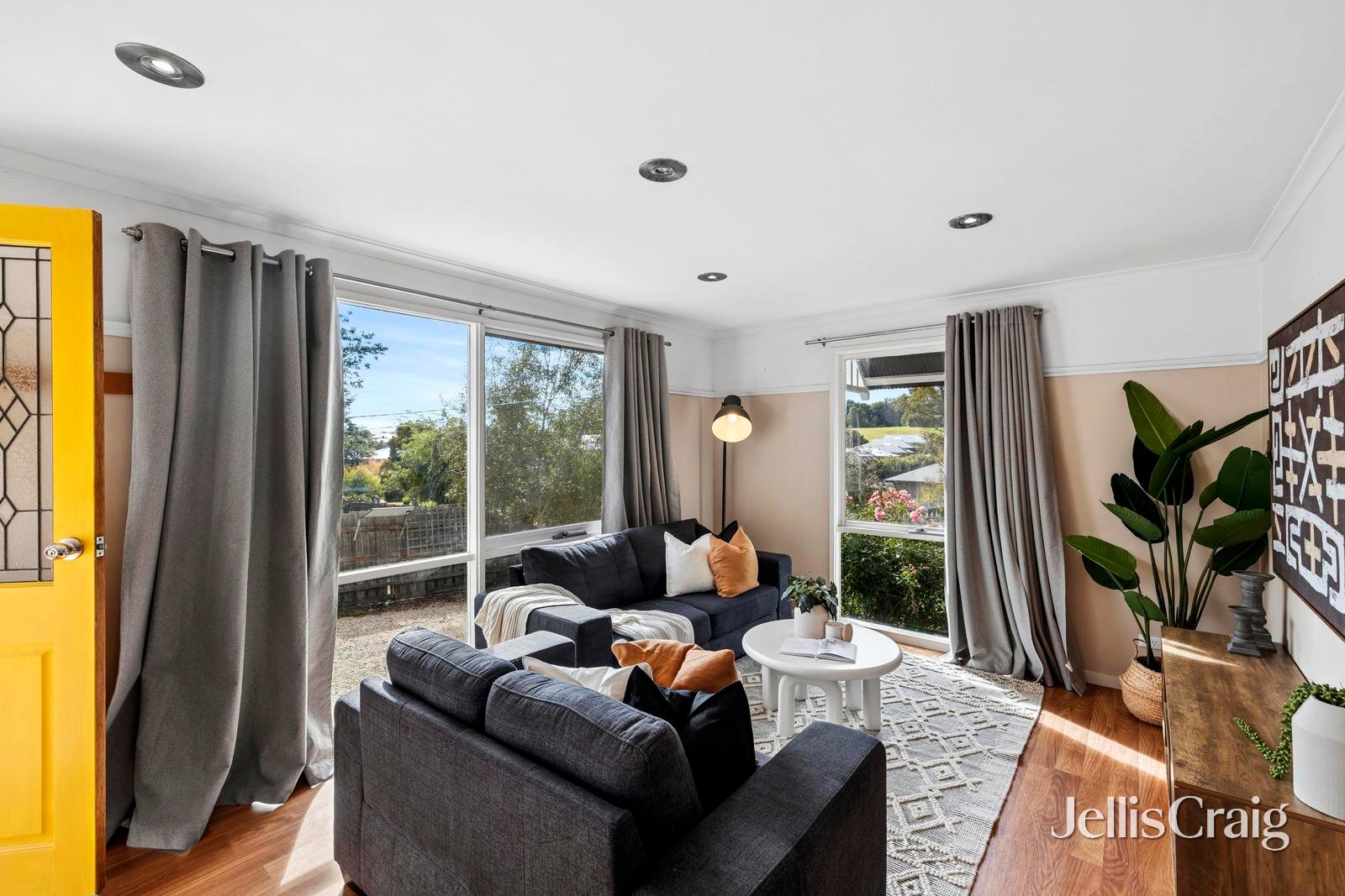 56 Washington Lane, Woodend image 3