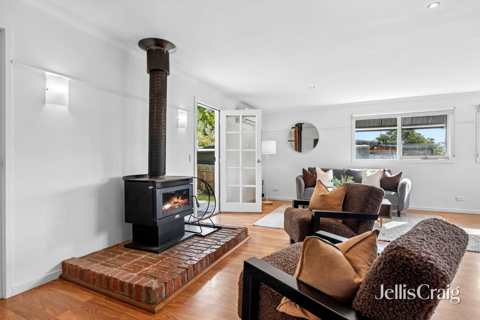 56 Washington Lane, Woodend image 7