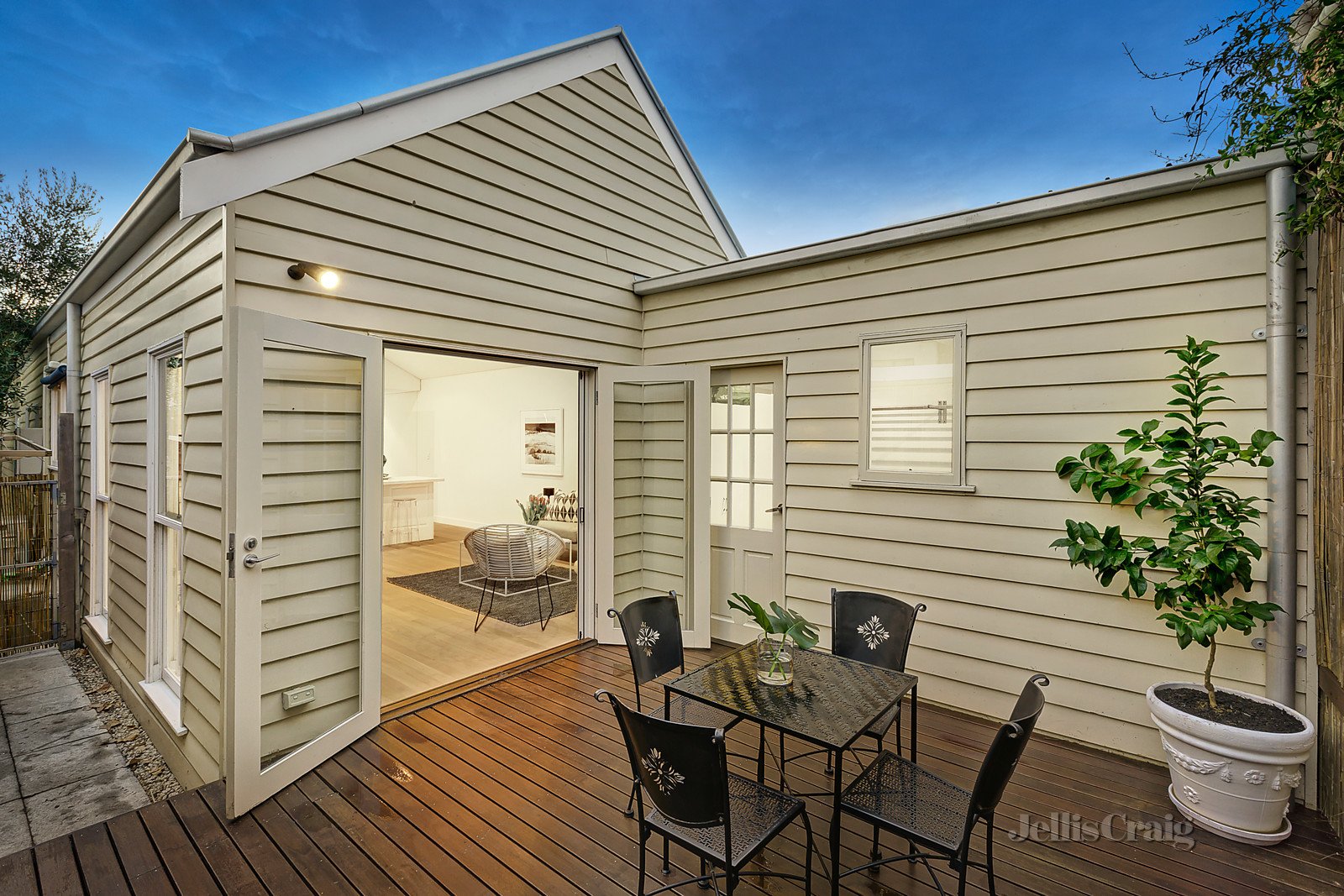 56 York Street, Prahran image 3