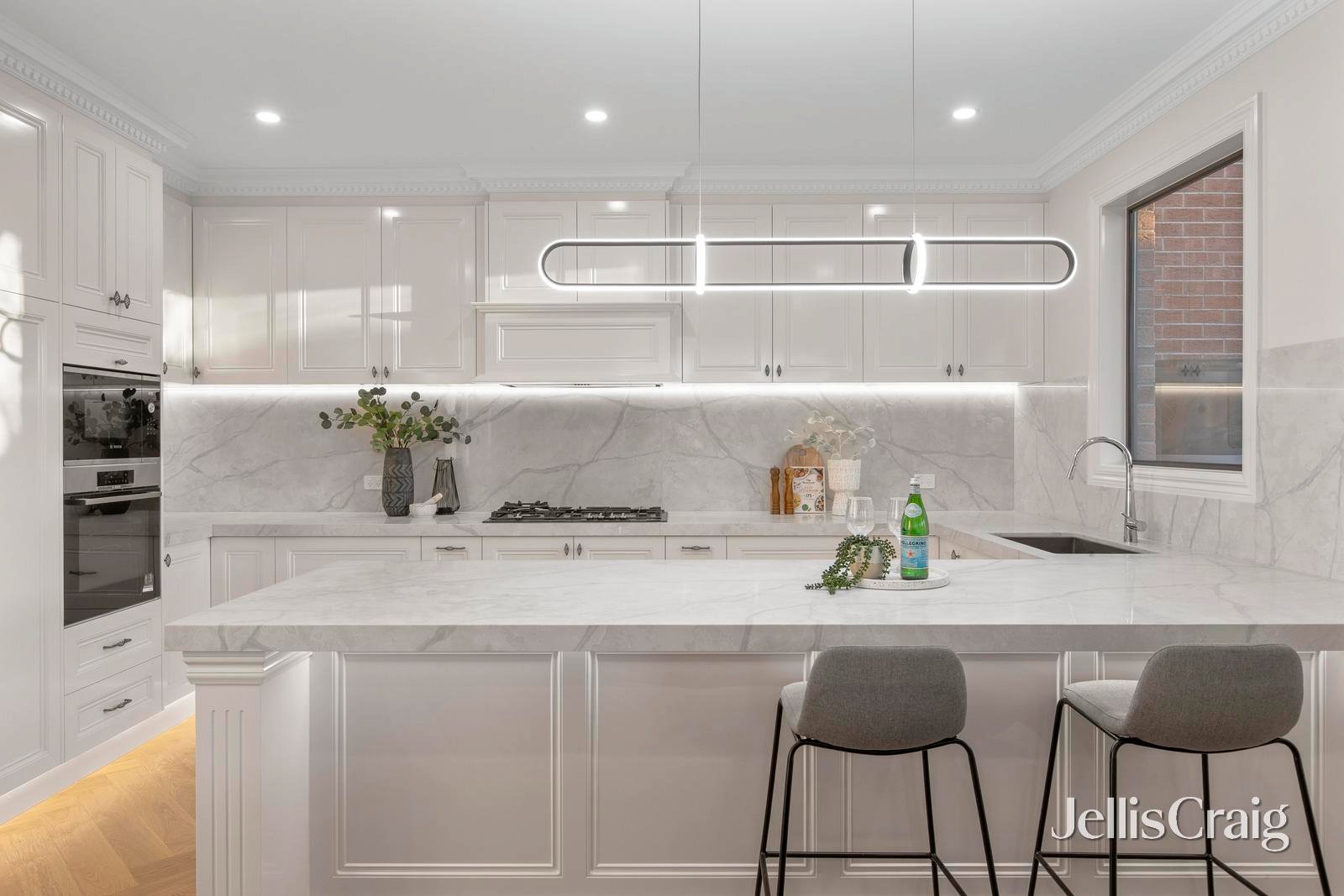 560 Highbury Road, Glen Waverley image 4