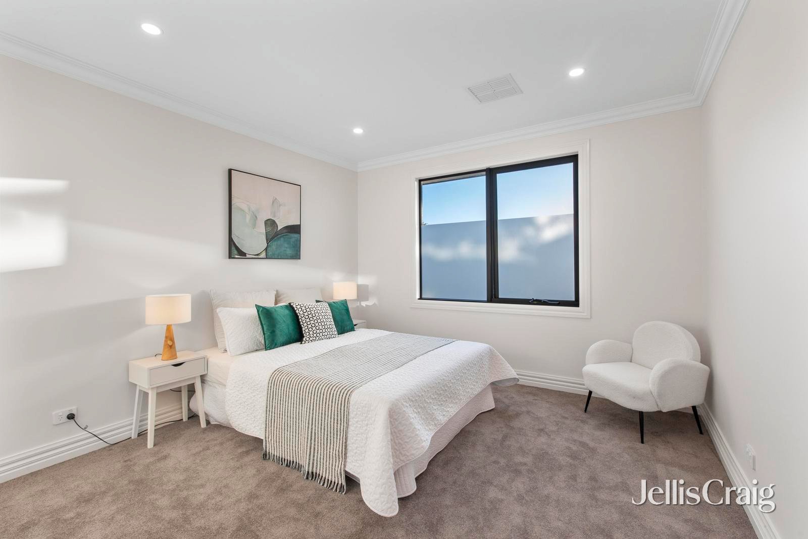 560 Highbury Road, Glen Waverley image 9