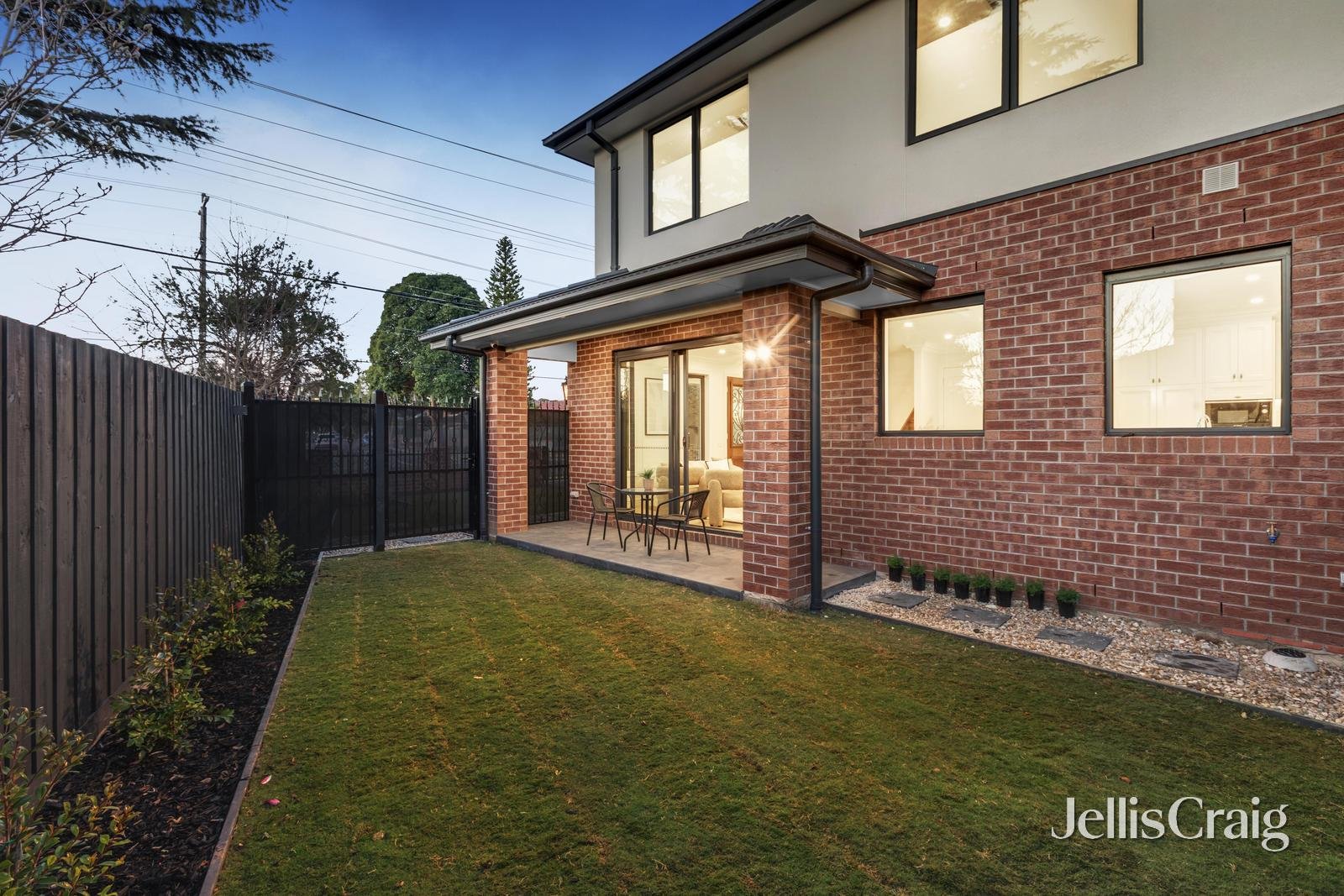 560 Highbury Road, Glen Waverley image 12
