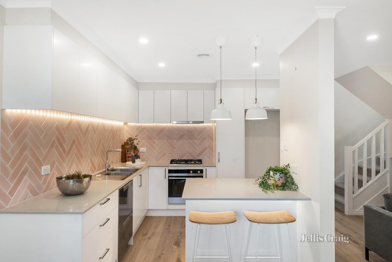 5/602 Waverley Road, Malvern East image 2